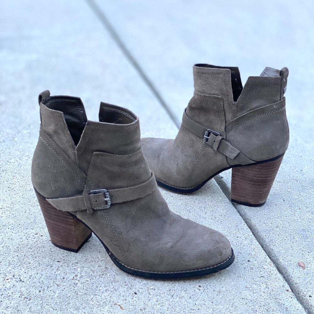 IVANKA trump FRANKLY ankle boots booties khaki green suede leather chunky heels - Picture 9 of 13